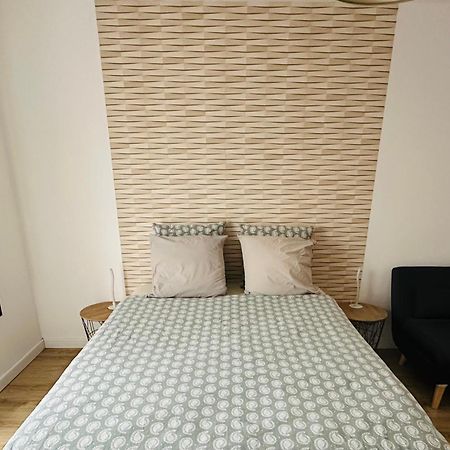 B&B Chez L'Habitant Chambre Privative Sur La Route Des Vins Tv Parking Box Velo Issenheim Dış mekan fotoğraf